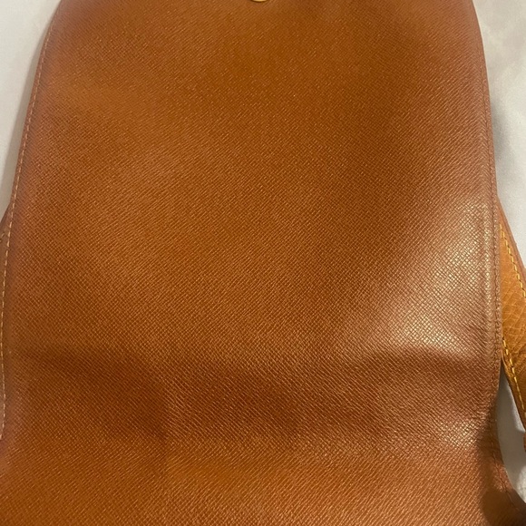 Authentic Louis Vuitton Musette - Picture 4 of 14